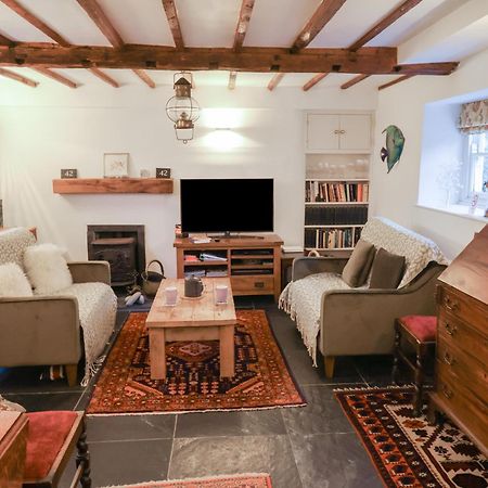 Naunton Cottage Lyme Regis Bagian luar foto