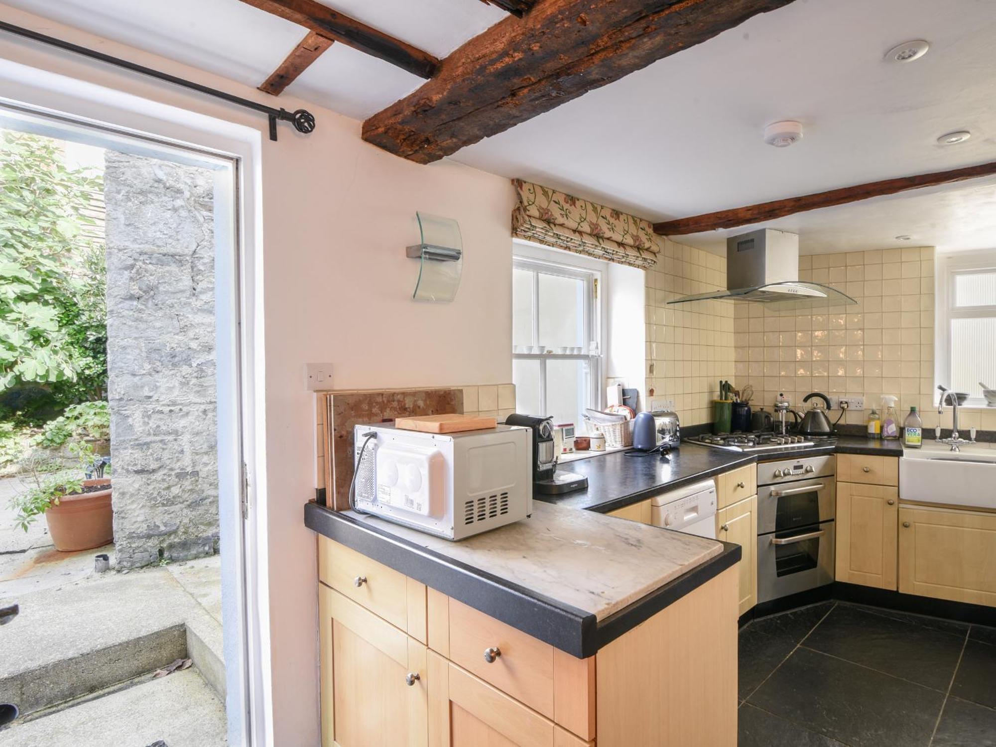 Naunton Cottage Lyme Regis Bagian luar foto